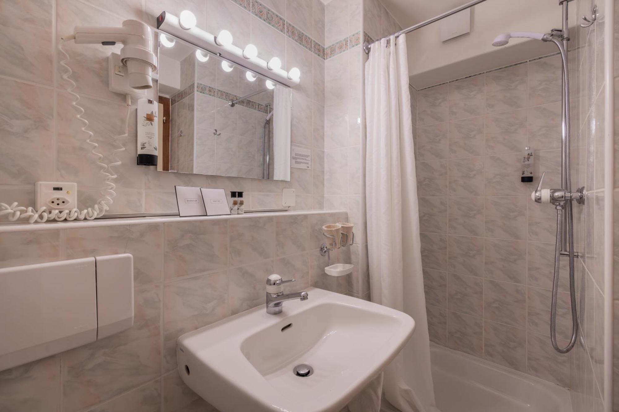 Hotel La Rotonde Вербиер Екстериор снимка