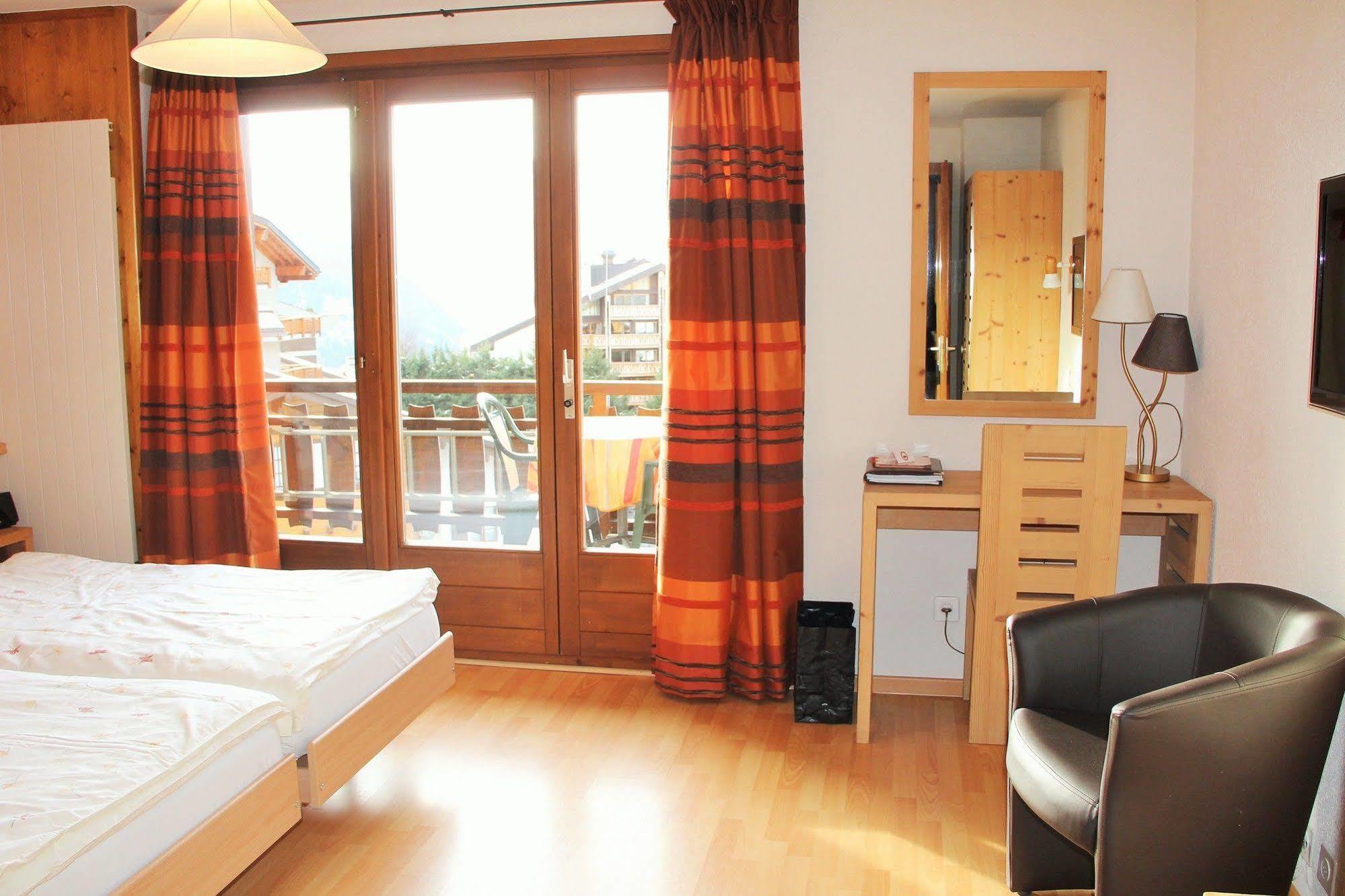 Hotel La Rotonde Вербиер Екстериор снимка